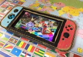 Jongetje wil dolgraag een Nintendo Switch en maakt er dan maar eentje van karton, papa verstopt er dan een echte in