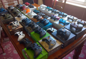 Deze YouTuber heeft een collectie van alle Xbox One controllers die tot nu toe zijn gemaakt