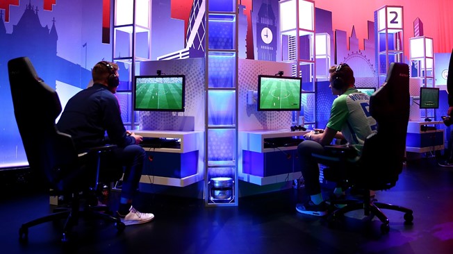 Het bizar hoge prijzengeld dat de FIFA eSporters verdienden op de grote toernooien afgelopen jaar