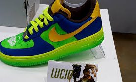 Fan laat eigen Overwatch sneakers maken