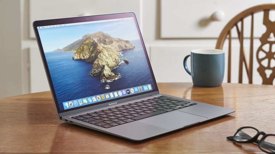 Enkel vandaag: Bol.com smijt met megakortingen voor geweldige laptops