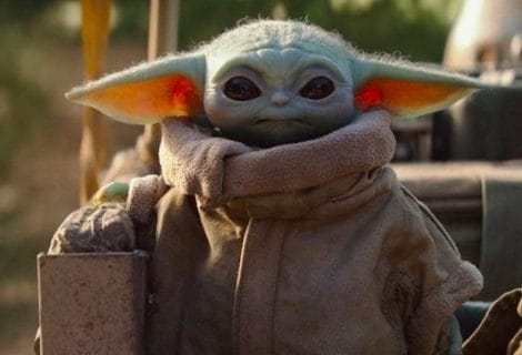 Het cadeau dat elk kind, maar ook heel wat volwassenen aan Sinterklaas vragen: deze levensechte Baby Yoda