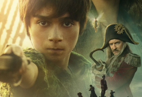 Eerste trailer van nieuwe Peter Pan-film gedropt, met onherkenbare Jude Law als Kapitein Haak
